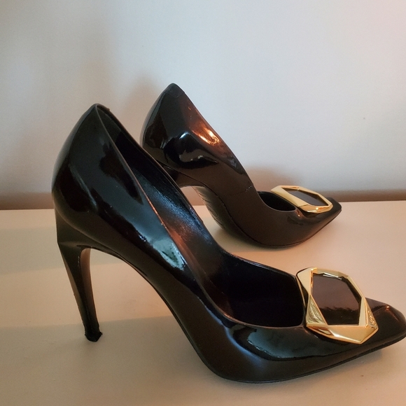 Vintage Roger Vivier black patent pumps with gold buckle - Picture 10 of 15